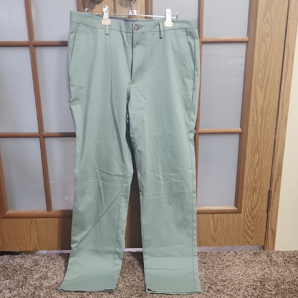 Jos. A. Bank Light Green Chinos 34x32